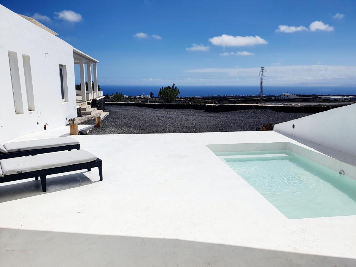 Apartamento con vistas al oceano Tías Exterior foto