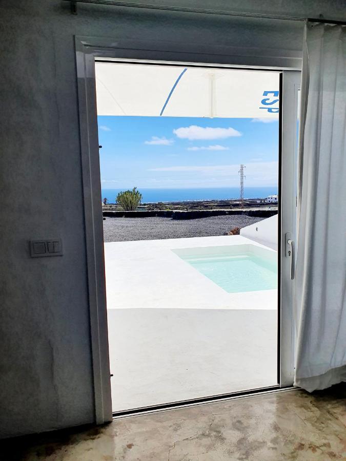 Apartamento con vistas al oceano Tías Exterior foto