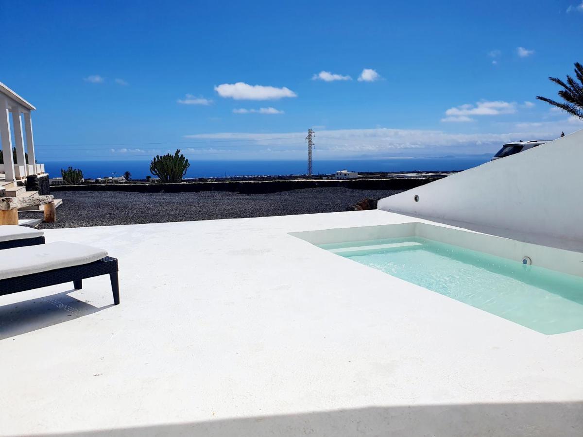 Apartamento con vistas al oceano Tías Exterior foto